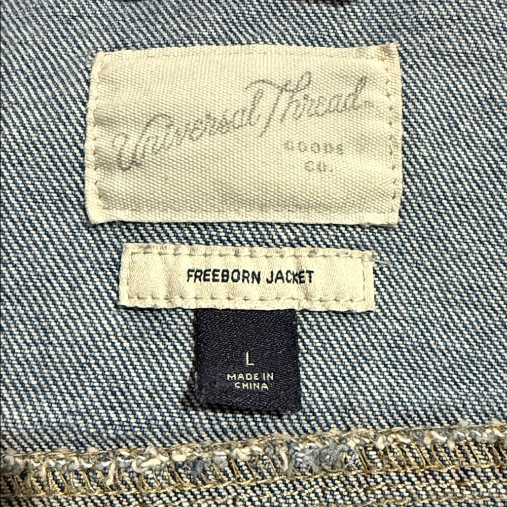 Universal Thread jean jacket - Picture 4 of 5
